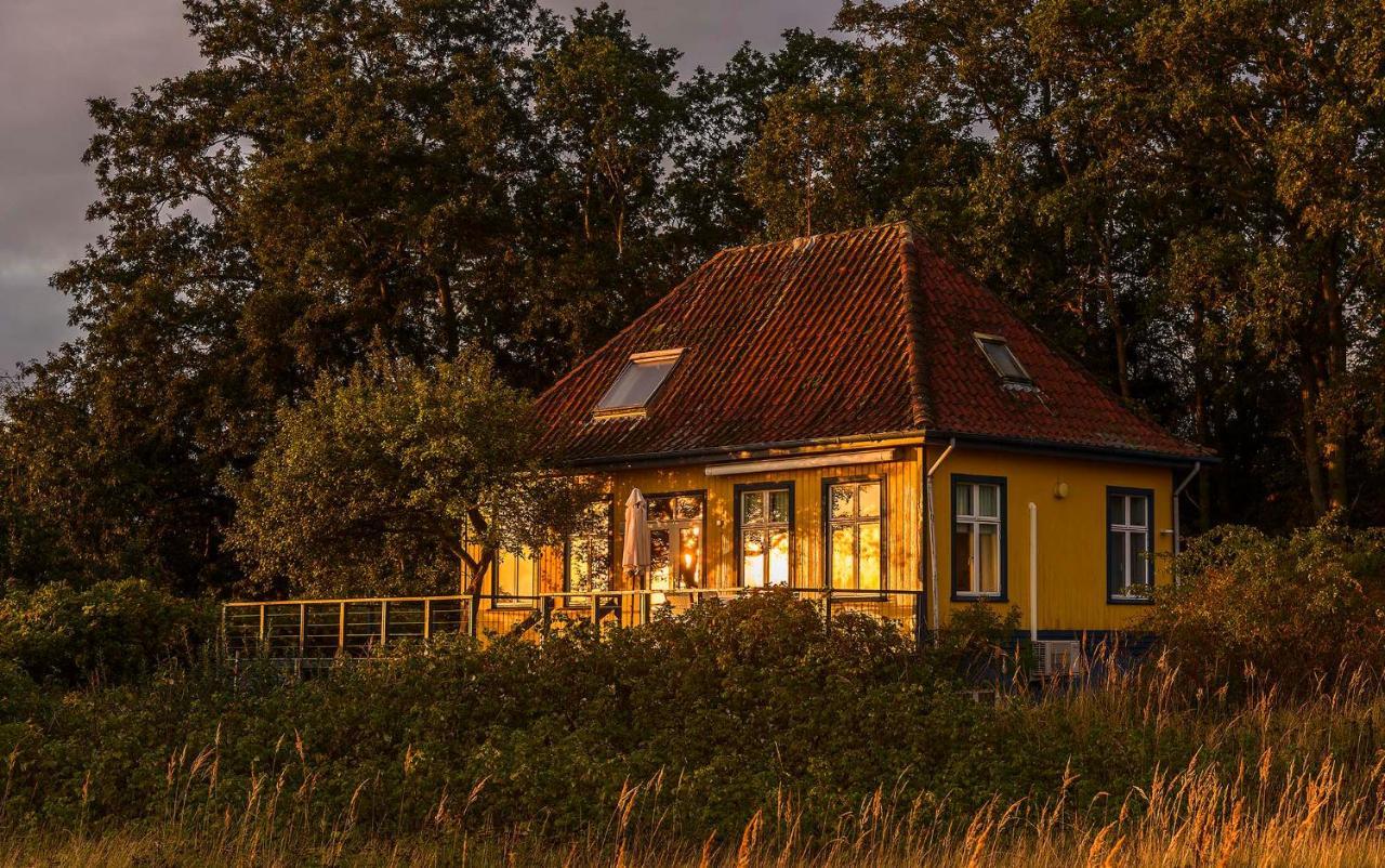 Skaerven Beachfront Apartments And Cottage Нюборґ Екстер'єр фото
